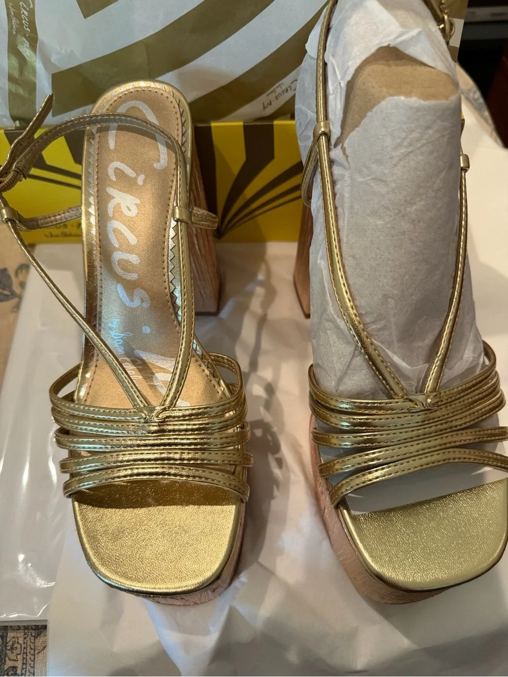 Circus by Sam Edelman shiny gold